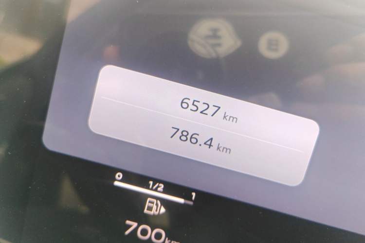 Used Audi A5L Sportback 2026 TFSI 150kW Smart Leading quattro Edition Odometer Close Up