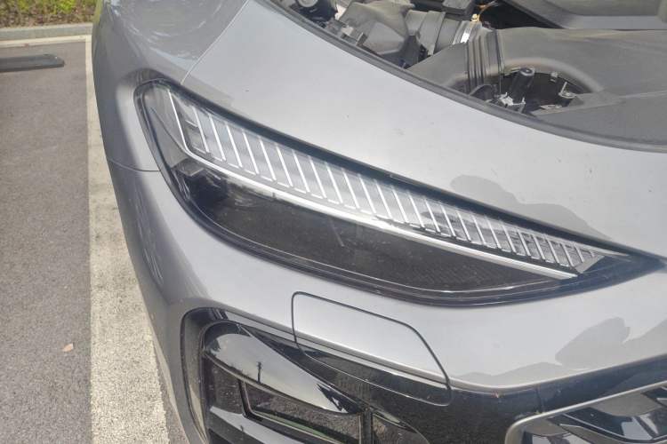 Used Audi A5L Sportback 2026 TFSI 150kW Smart Leading quattro Edition Right Front Headlight