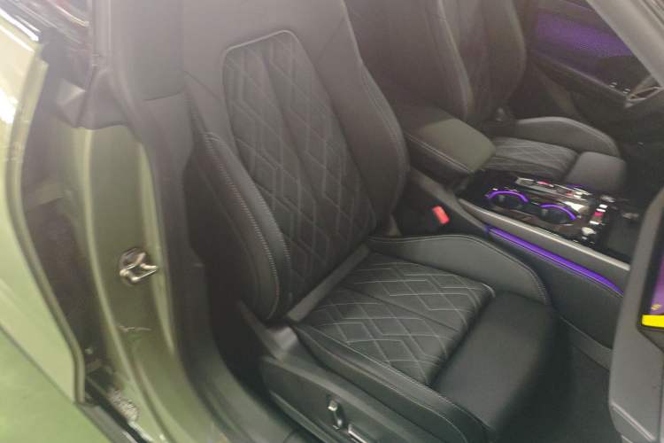 Used Audi A5L Sportback 2026 TFSI 150kW Smart Leading quattro Edition Right Front Seat