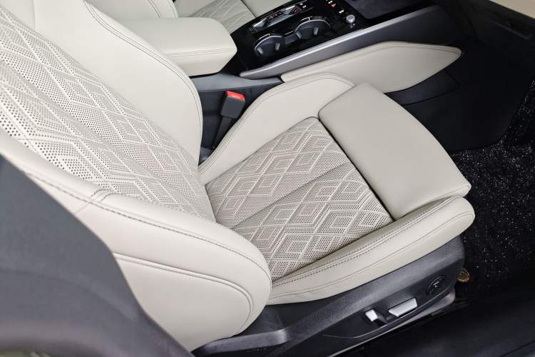 Used Audi A5L Sportback 2026 TFSI 150kW Premium quattro Model Right Front Seat