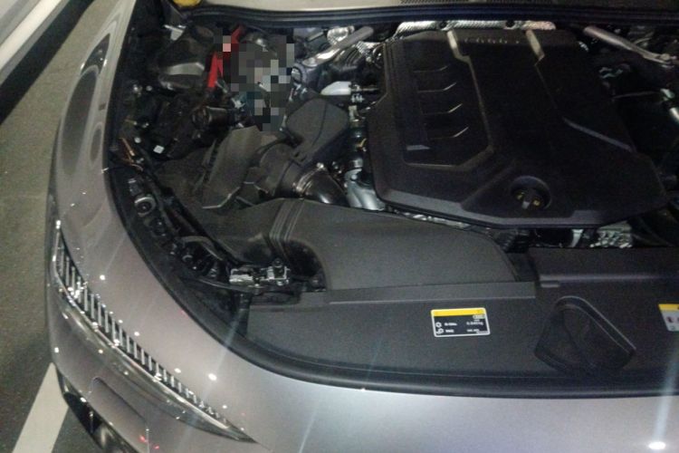 Used Audi A5L Sportback 2026 TFSI 150kW Premium quattro Model Engine Bay Right