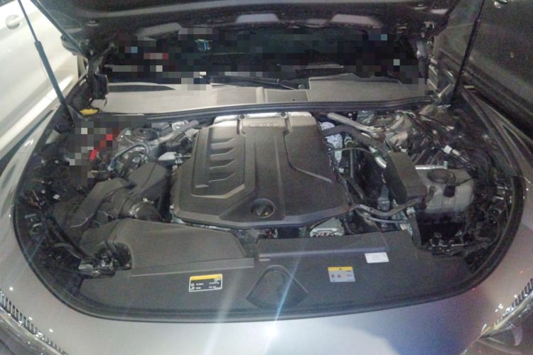 Used Audi A5L Sportback 2026 TFSI 150kW Premium quattro Model Engine Bay