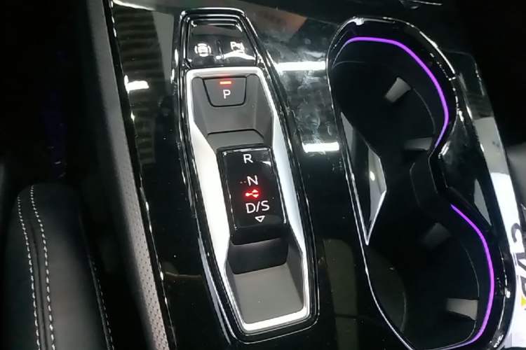 Used Audi A5L Sportback 2026 TFSI 150kW Premium quattro Model Gear Lever