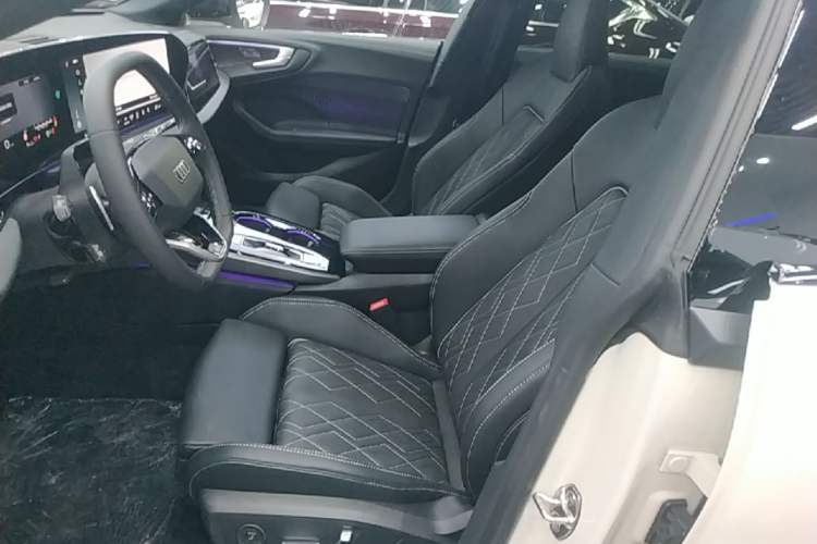Used Audi A5L Sportback 2026 TFSI 150kW Premium quattro Model Left Front Seat