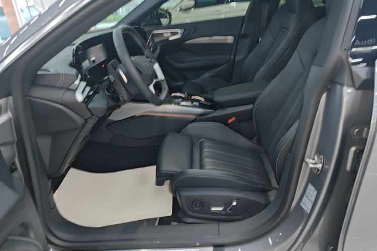 Used Audi A5L Sportback 2026 TFSI 150kW Luxury Edition Left Front Seat