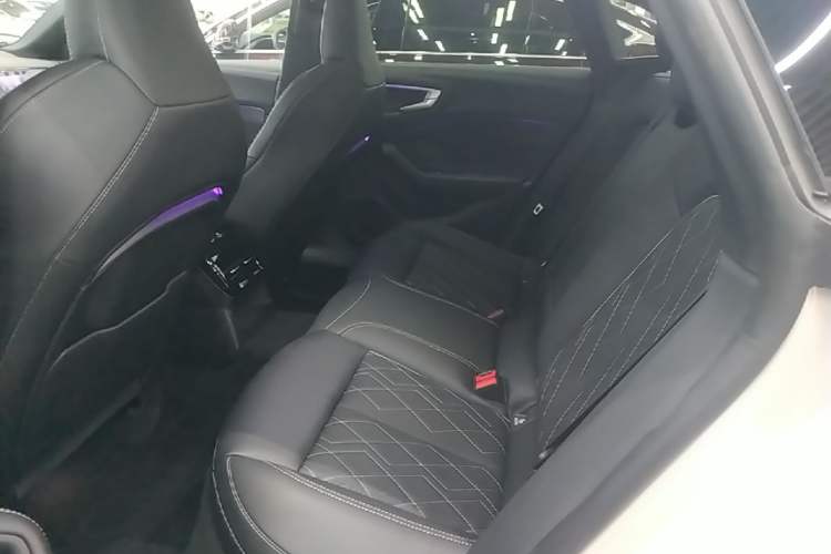 Used Audi A5L Sportback 2026 TFSI 150kW Premium quattro Model Left Rear Seat