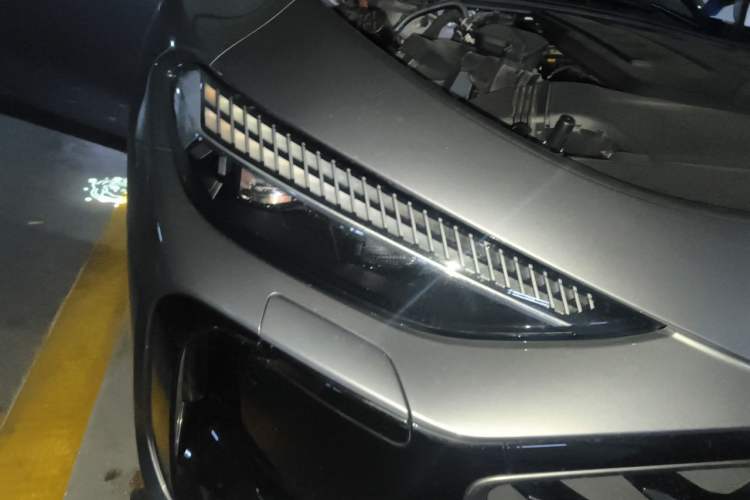 Used Audi A5L Sportback 2026 TFSI 150kW Smart Leading quattro Edition Right Front Headlight