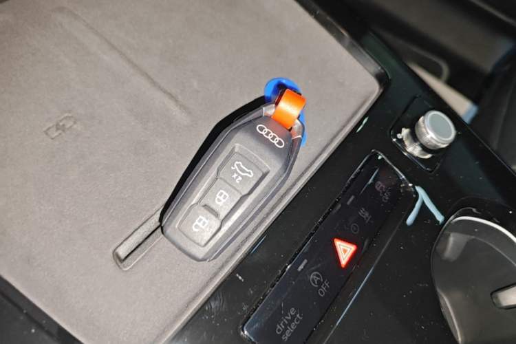 Used Audi A5L Sportback 2026 TFSI 150kW Luxury Edition Vehicle Key