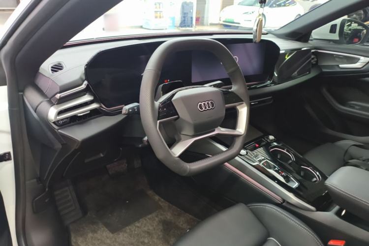 Used Audi A5L Sportback 2026 TFSI 150kW Luxury Edition Center Console