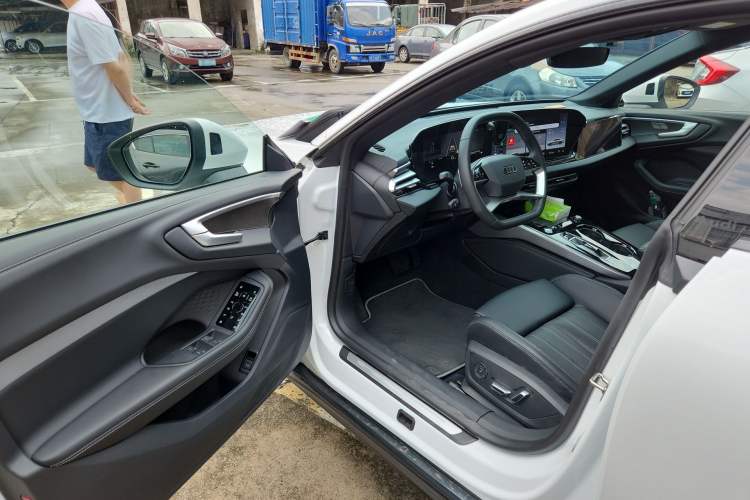 Used Audi A5L Sportback 2026 TFSI 150kW Luxury Edition Driver Seat
