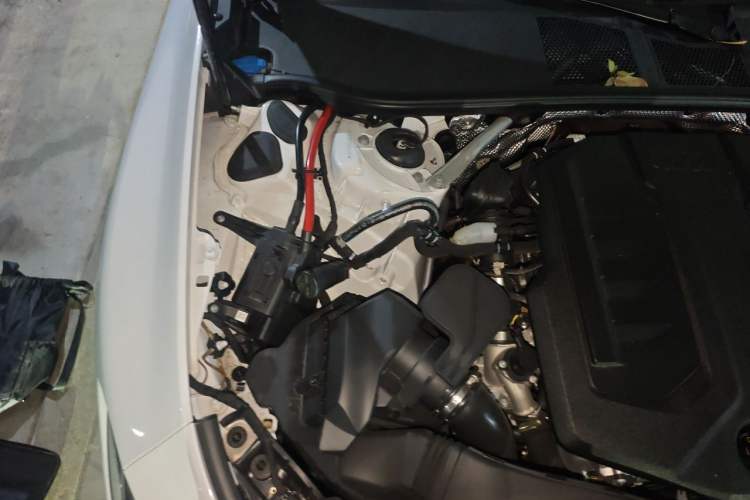 Used Audi A5L Sportback 2026 TFSI 150kW Premium quattro Model Engine Bay Right