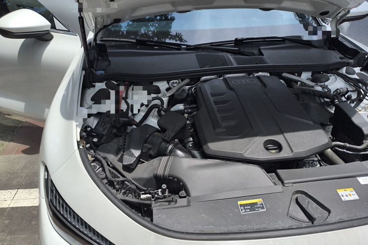 Used Audi A5L Sportback 2026 TFSI 150kW Luxury Edition Engine Bay Right