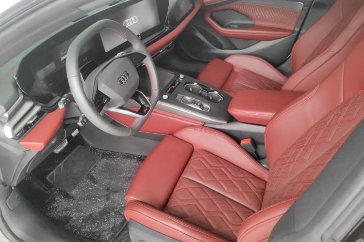 Used Audi A5L Sportback 2026 TFSI 150kW Premium quattro Model Left Front Seat