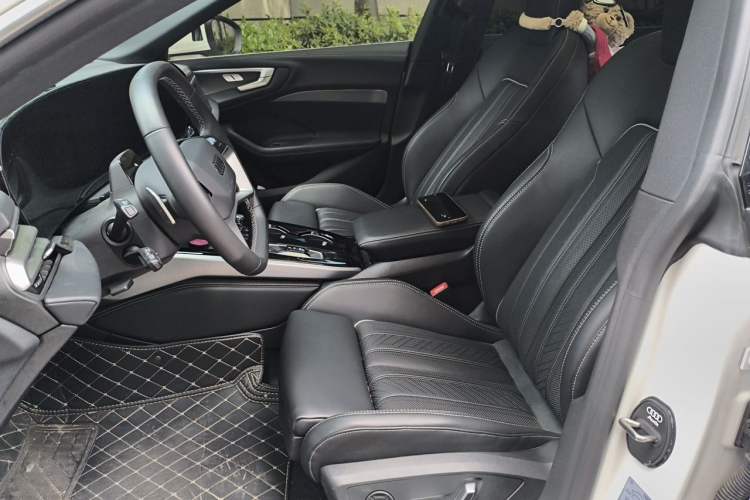 Used Audi A5L Sportback 2026 TFSI 150kW Luxury Edition Left Front Seat
