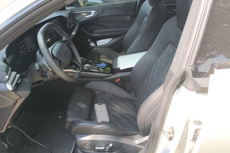 Used Audi A5L Sportback 2026 TFSI 150kW Smart Leading Edition Left Front Seat