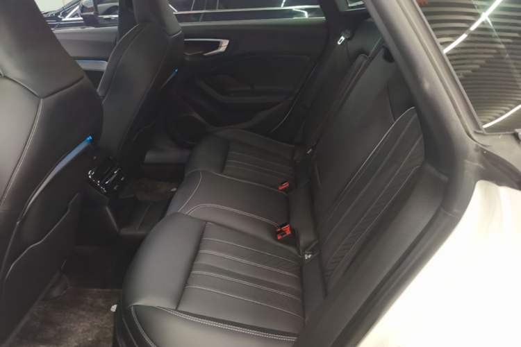 Used Audi A5L Sportback 2026 TFSI 150kW Luxury Edition Left Rear Seat