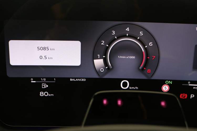 Used Audi A5L Sportback 2026 TFSI 150kW Smart Leading quattro Edition Odometer Close Up