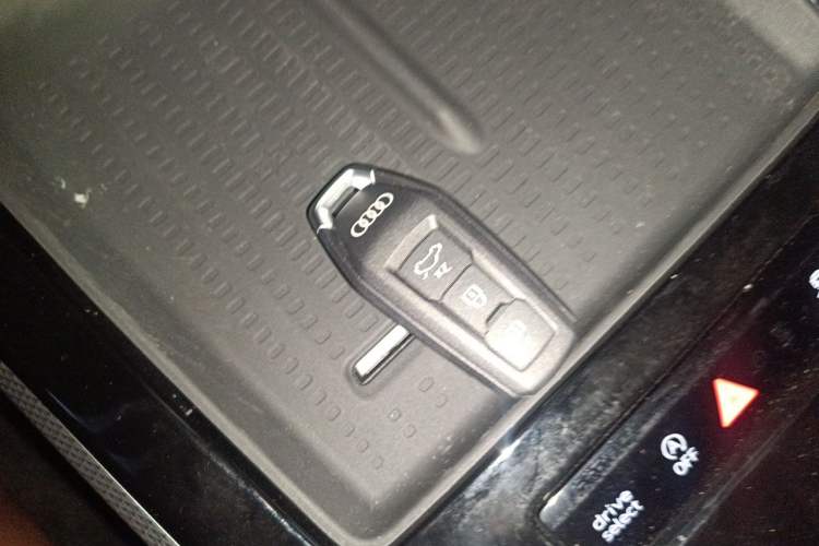 Used Audi A5L Sportback 2026 TFSI 150kW Luxury Edition Vehicle Key