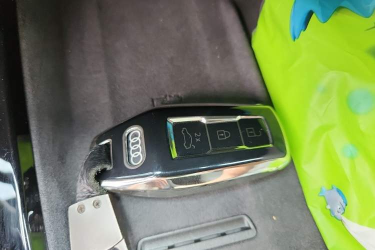 Used Audi A5L Sportback 2026 TFSI 150kW Luxury Edition Vehicle Key