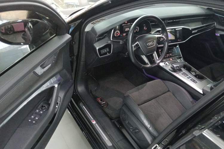 Used Audi A6 2021 Avant Avant-garde 45 TFSI Prestige Dynamic Edition Driver Seat