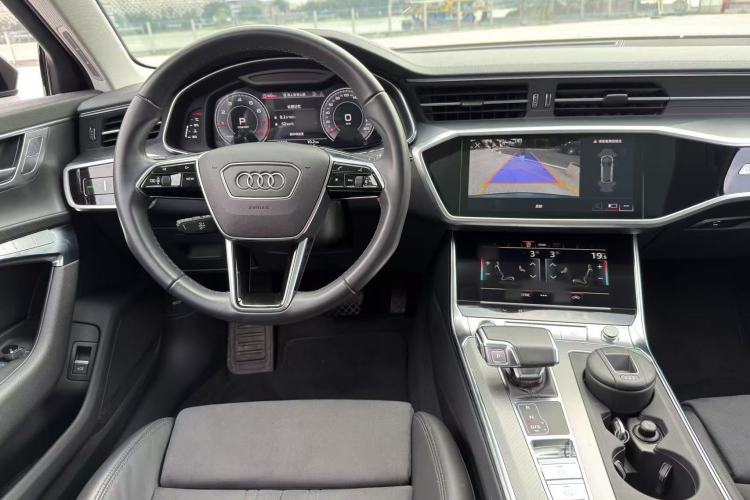 Used Audi A6 2022 Avant Futurist 45 TFSI Prestige Dynamic Edition Interior 3