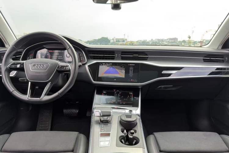 Used Audi A6 2022 Avant Futurist 45 TFSI Prestige Dynamic Edition Interior 4