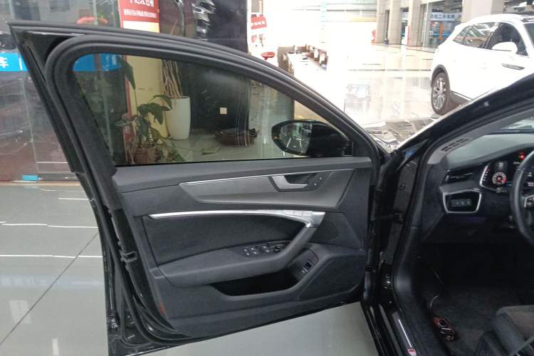 Used Audi A6 2021 Avant Avant-garde 45 TFSI Prestige Dynamic Edition Left Front Door Interior