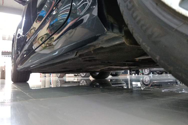 Used Audi A6 2021 Avant Avant-garde 45 TFSI Prestige Dynamic Edition Left Side Sill