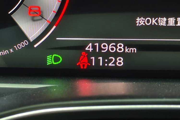 Used Audi A6 2022 Avant Futurist 45 TFSI Prestige Dynamic Edition Odometer Close Up