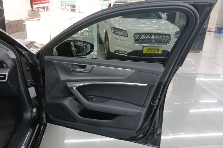 Used Audi A6 2021 Avant Avant-garde 45 TFSI Prestige Dynamic Edition Right Front Door Interior