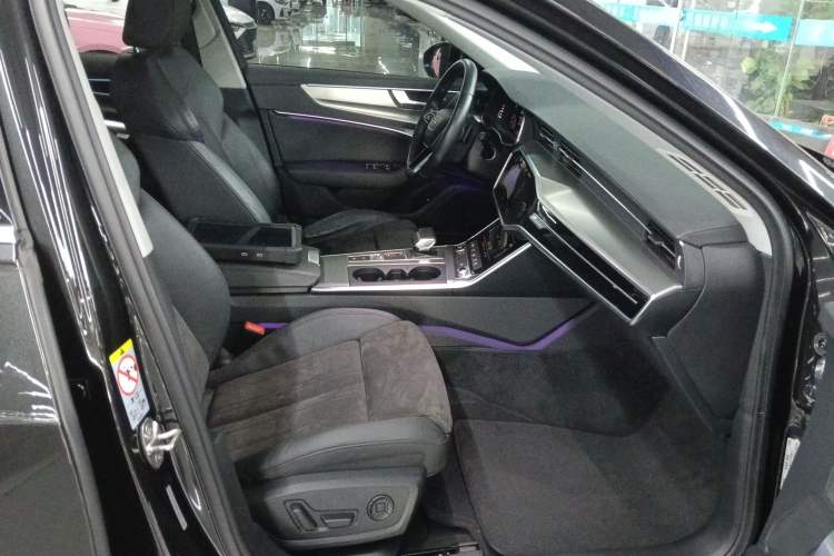 Used Audi A6 2021 Avant Avant-garde 45 TFSI Prestige Dynamic Edition Right Front Seat