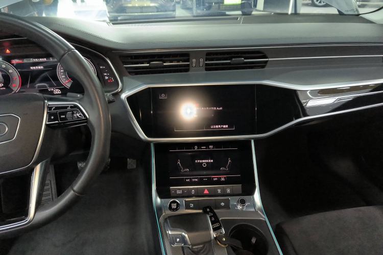 Used Audi A6 2021 Avant Avant-garde 45 TFSI Prestige Dynamic Edition Audio And AC Panel