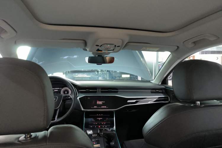 Used Audi A6 2021 Avant Avant-garde 45 TFSI Prestige Dynamic Edition Headliner