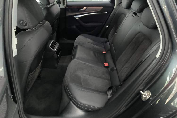 Used Audi A6 2021 Avant Avant-garde 45 TFSI Prestige Dynamic Edition Interior 4