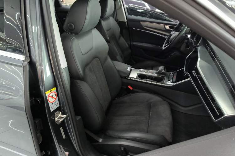 Used Audi A6 2021 Avant Avant-garde 45 TFSI Prestige Dynamic Edition Right Front Seat