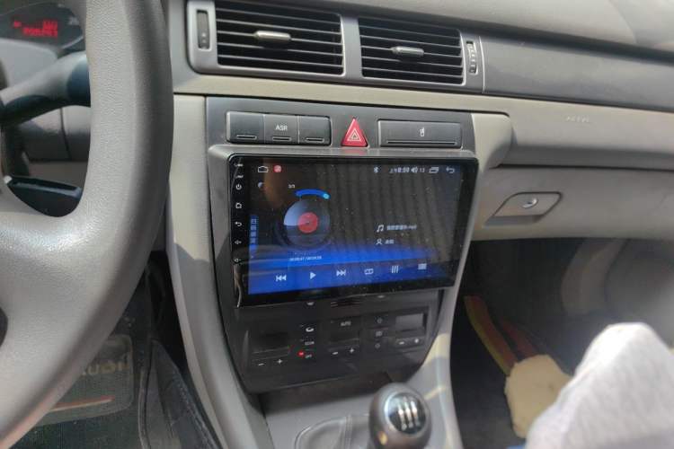 Used Audi A6 2004 1.8T manual base trim Audio And AC Panel