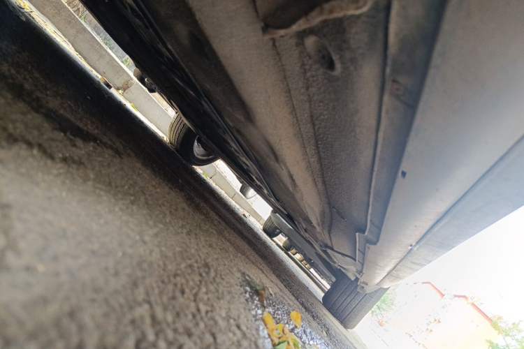 Used Audi A6 2004 1.8T automatic base model Chassis Front Left