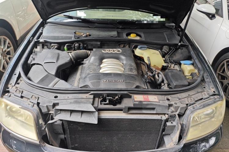 Used Audi A6 2004 2.4L automatic base version Engine Bay