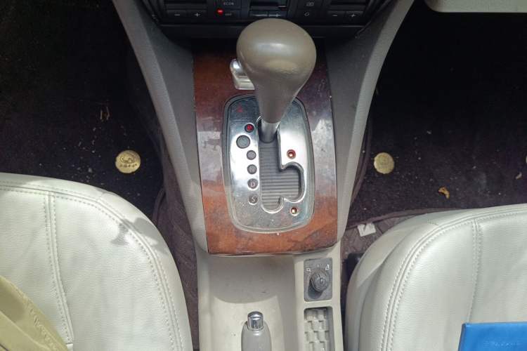 Used Audi A6 2004 1.8T automatic base model Gear Lever