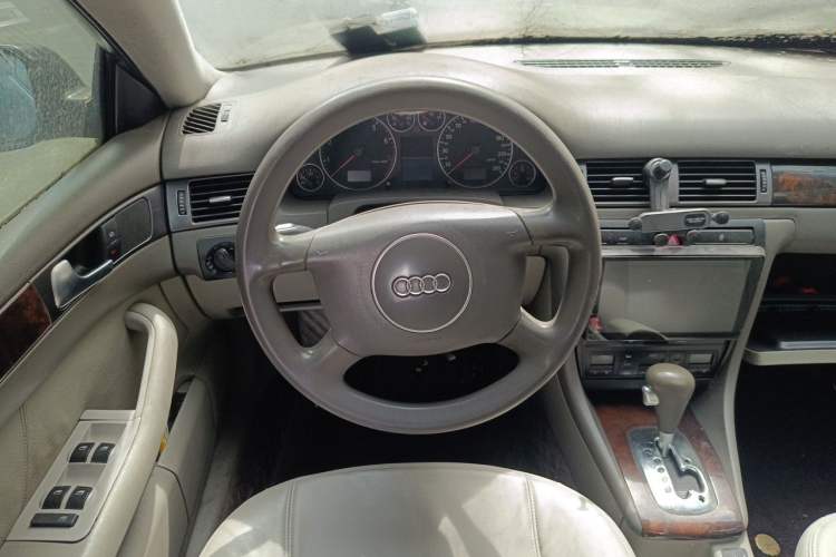 Used Audi A6 2004 1.8T automatic base model Steering Wheel