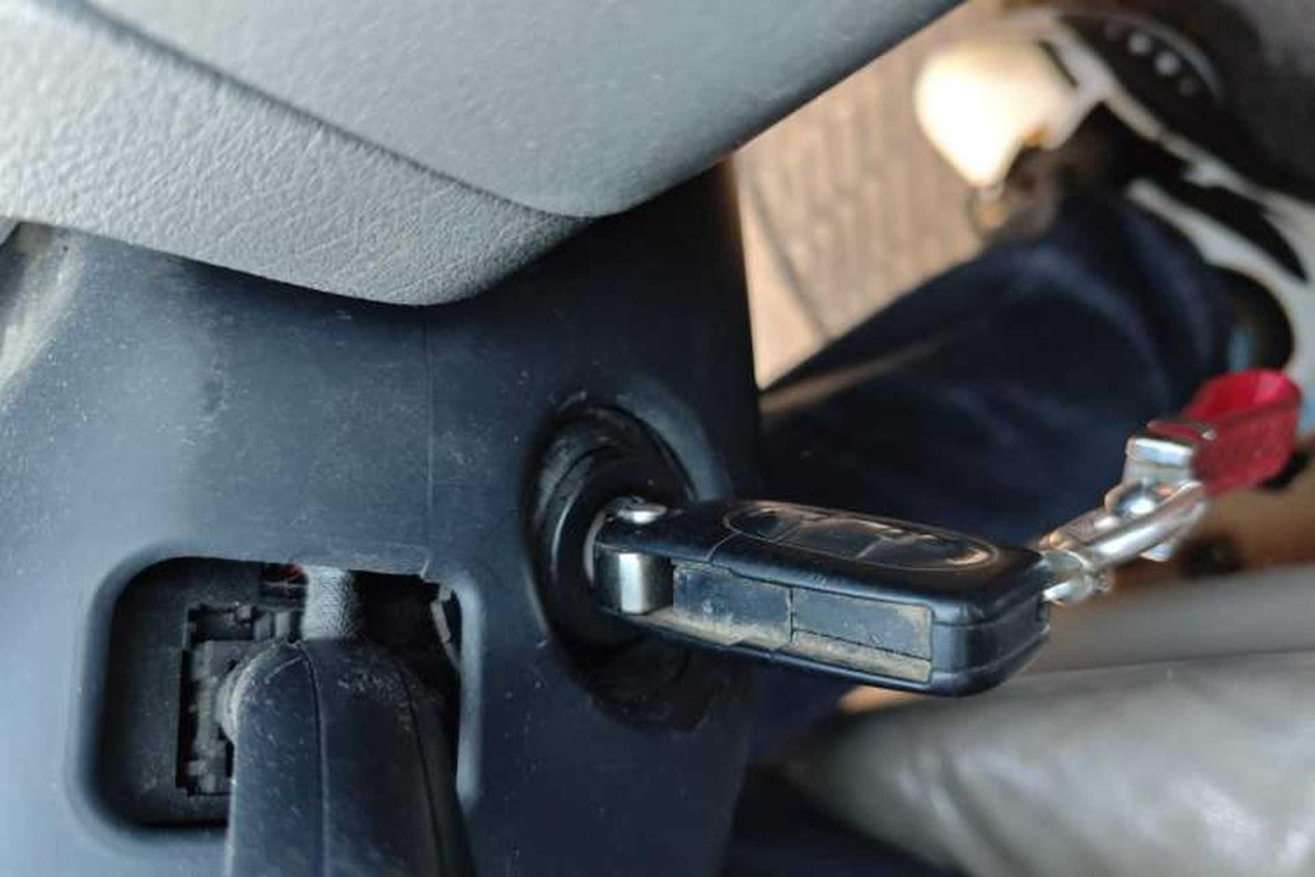 Used Audi A6 2004 2.8L Luxury Edition Vehicle Key