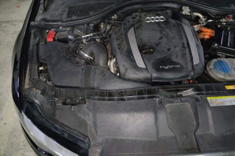 Used Audi A6 2013 40 hybrid Engine Bay Right