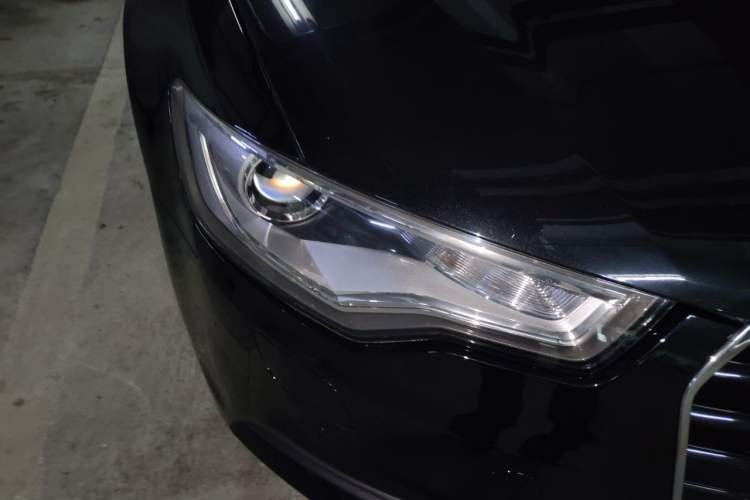 Used Audi A6 2013 40 hybrid Right Front Headlight
