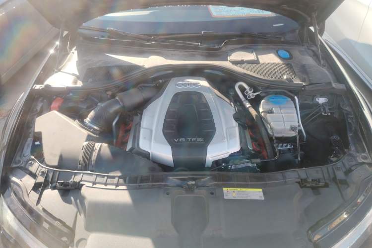 Used Audi A6 2015 3.0T allroad quattro Engine Bay