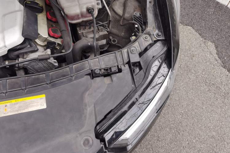 Used Audi A6 2015 3.0T allroad quattro Engine Bay Left