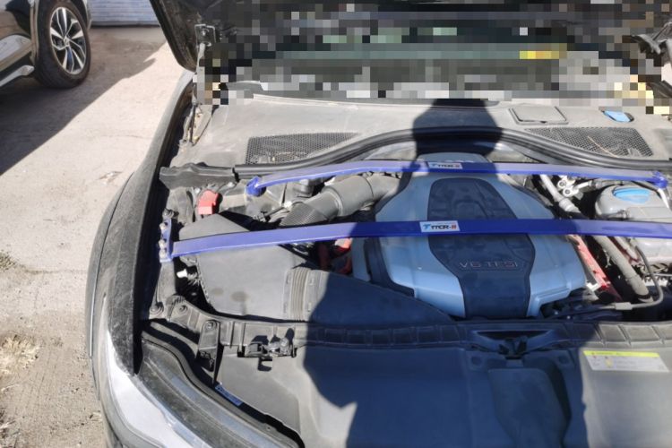 Used Audi A6 2015 3.0T allroad quattro Engine Bay Right
