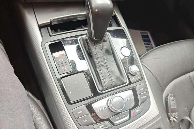 Used Audi A6 2015 3.0T allroad quattro Gear Lever