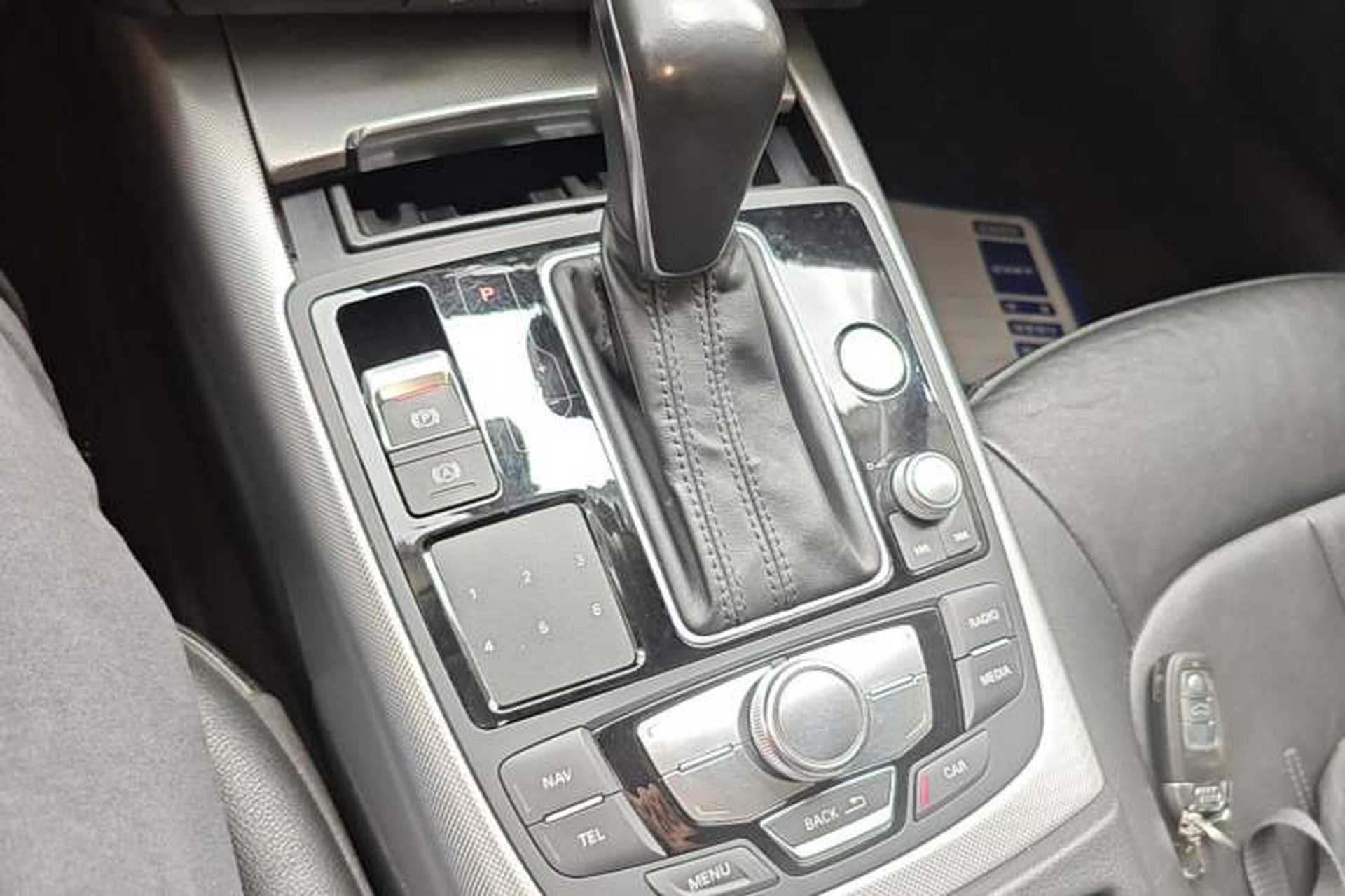 Used Audi A6 2015 3.0T allroad quattro Gear Lever