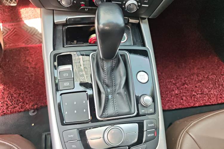Used Audi A6 2015 3.0T allroad quattro Gear Lever