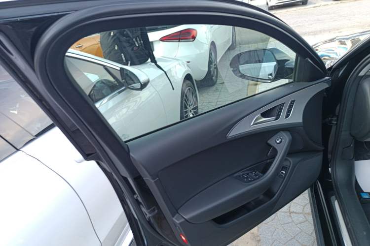 Used Audi A6 2015 3.0T allroad quattro Left Front Door Interior